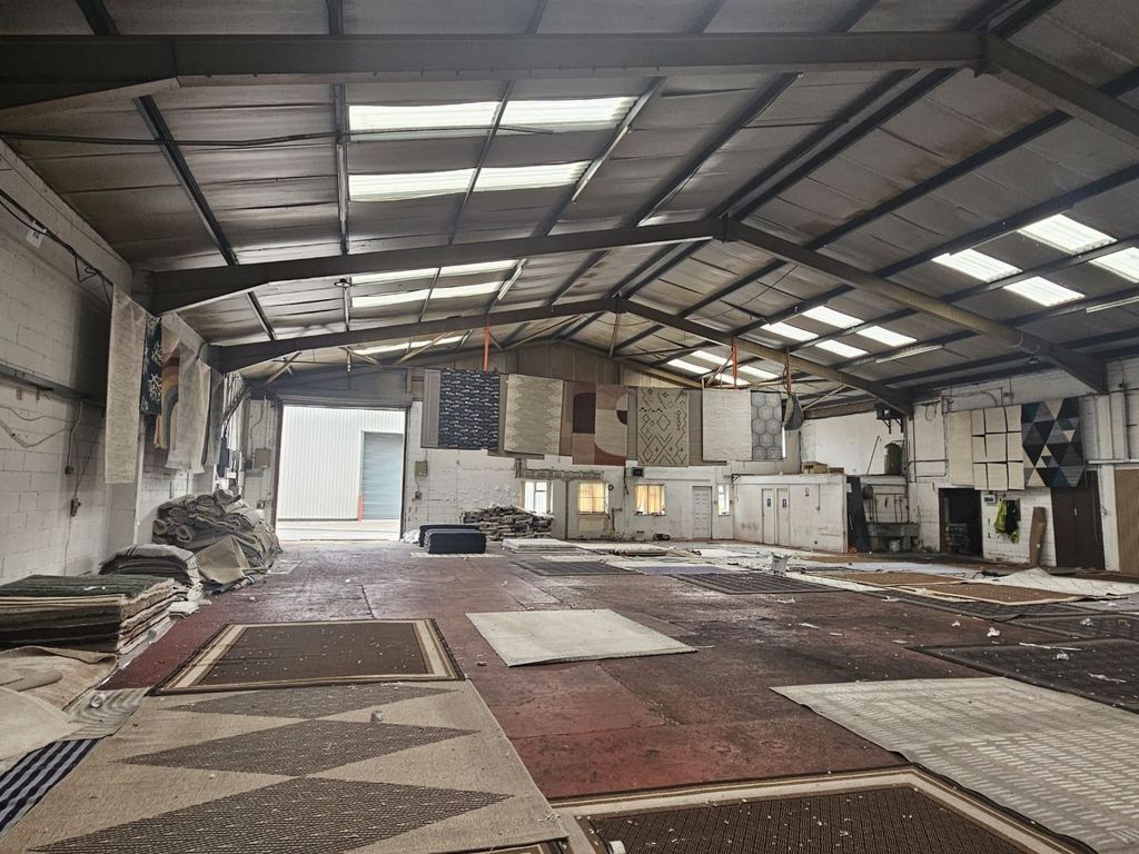 Property photo 2 of 3