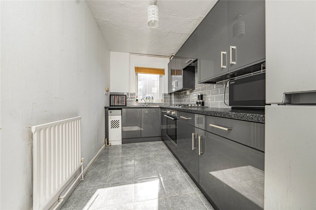 Property photo 3 of 14 Picture No. 09