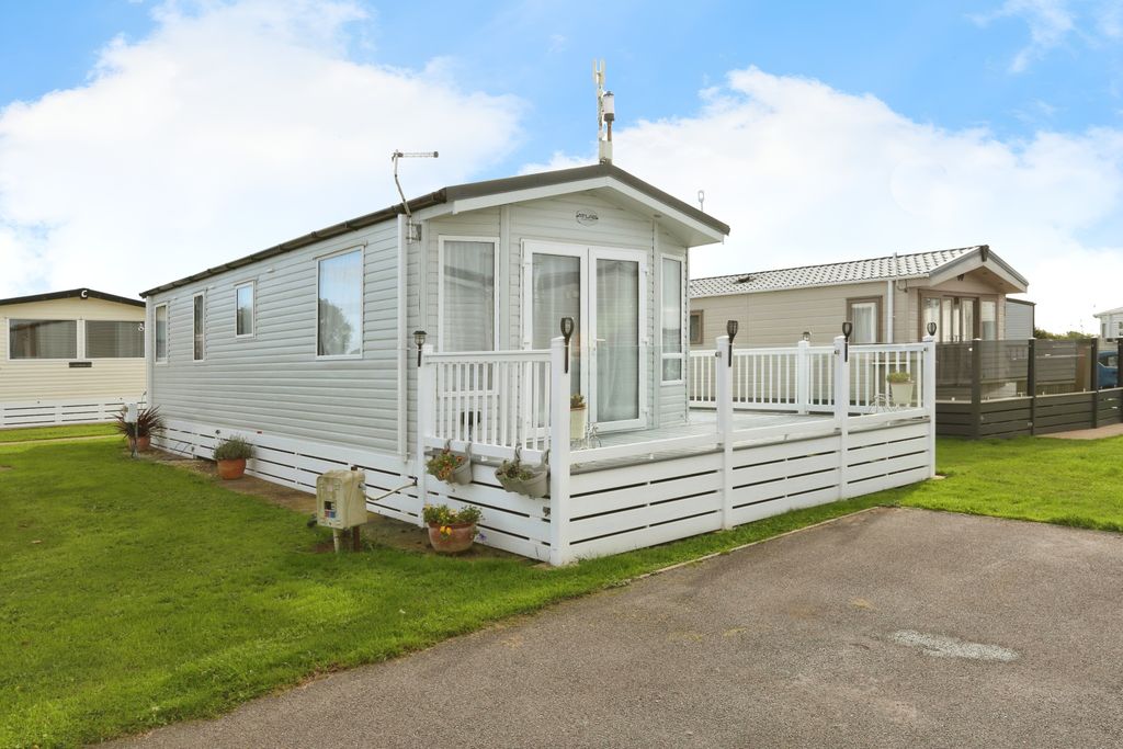 Property photo 1 of 15 Photography