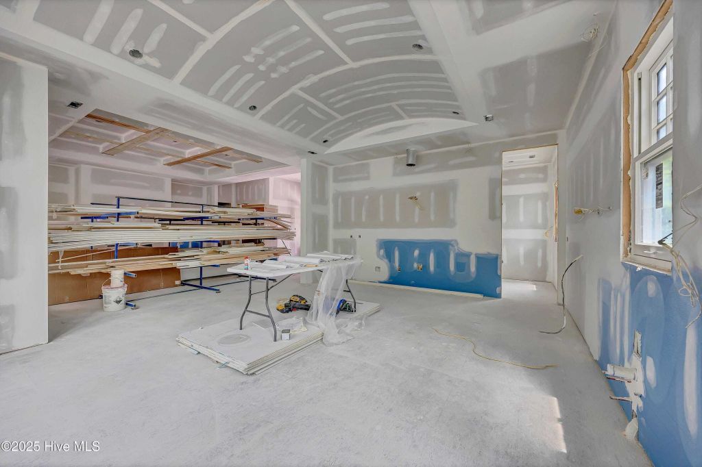 Property photo 3 of 17 <Alttext/>