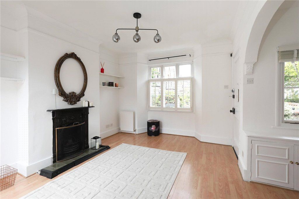 Property photo 2 of 8 Picture No. 12