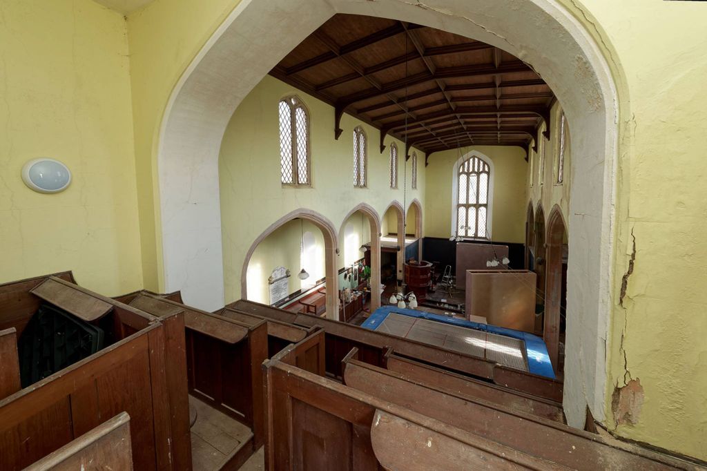 Property photo 2 of 18