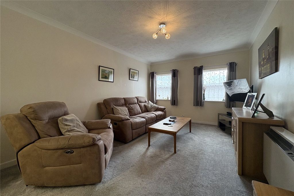 Property photo 2 of 7 Picture No. 02