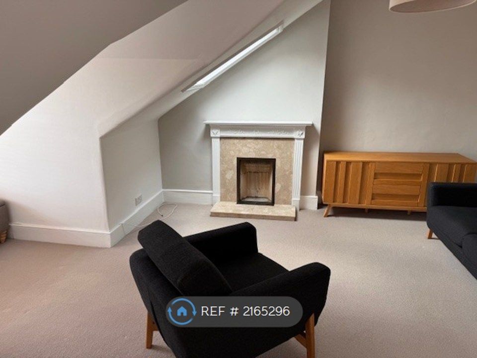 Property photo 2 of 9 Living Room