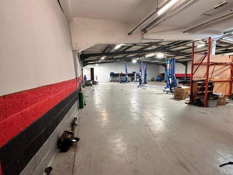 Property photo 2 of 5