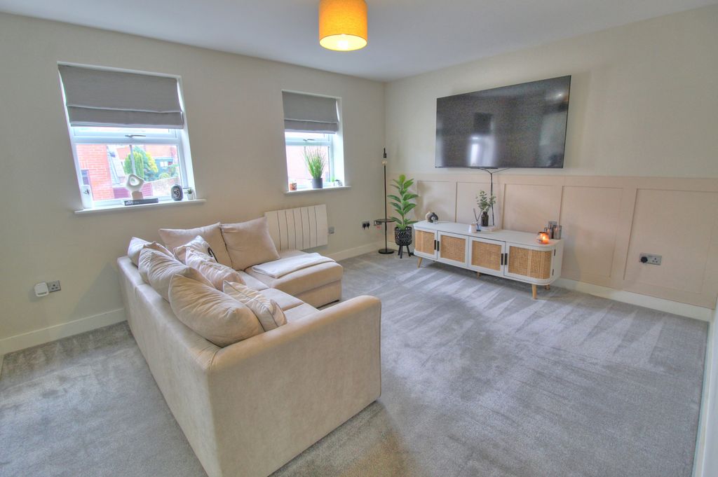 Property photo 2 of 12 Open Plan Living Space