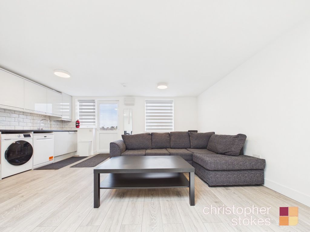 Property photo 2 of 14 5167273