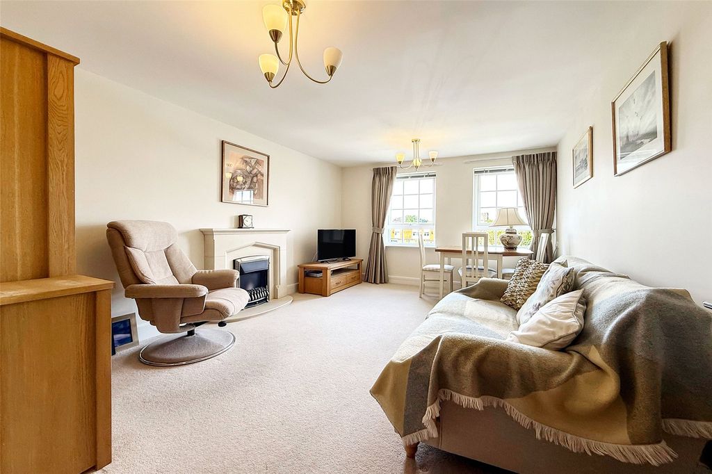 Property photo 2 of 11 Picture No. 01