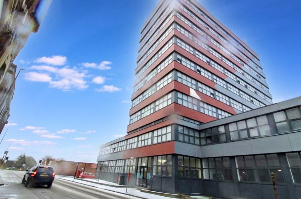 Property photo 1 of 8