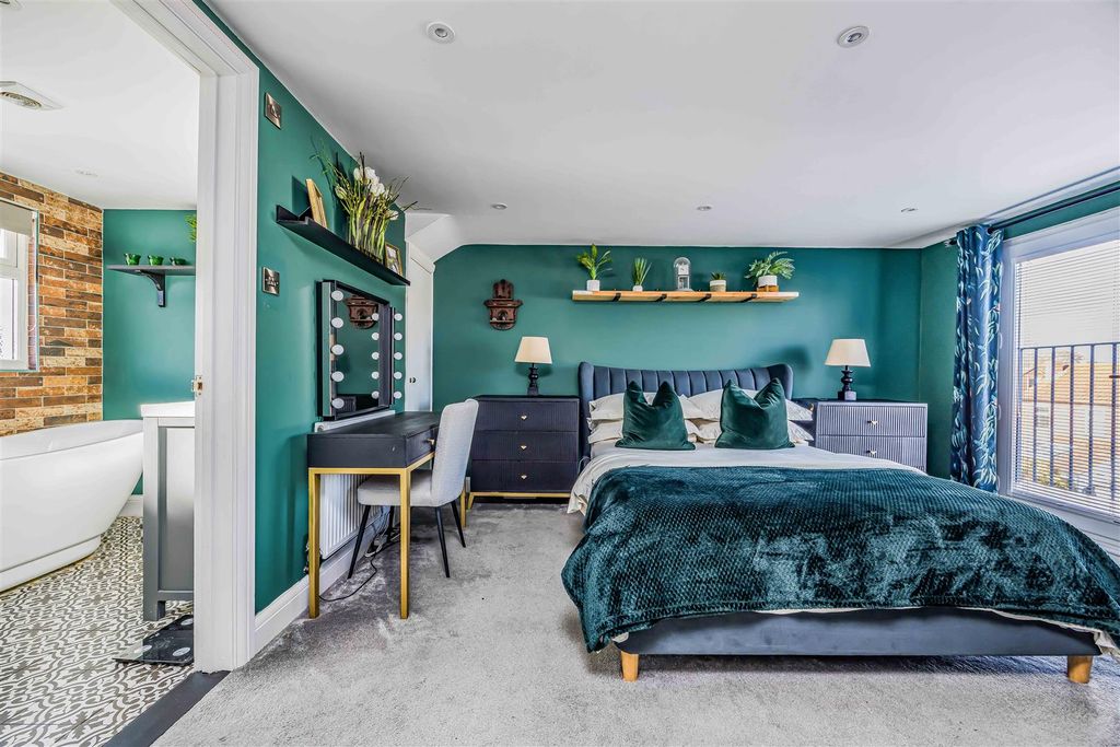 Property photo 3 of 27 87 Torrington Road, Copnor-Small-Porticomarketing-