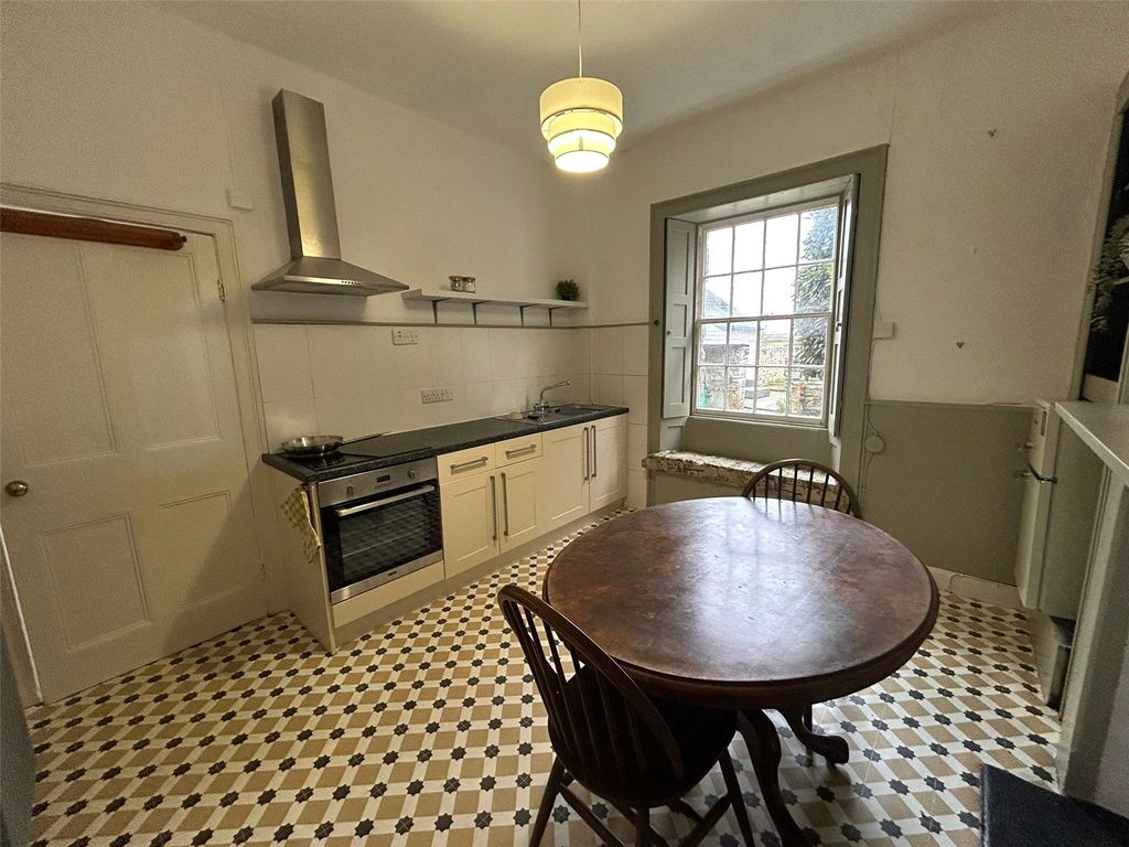 Property photo 3 of 10 Picture No. 29