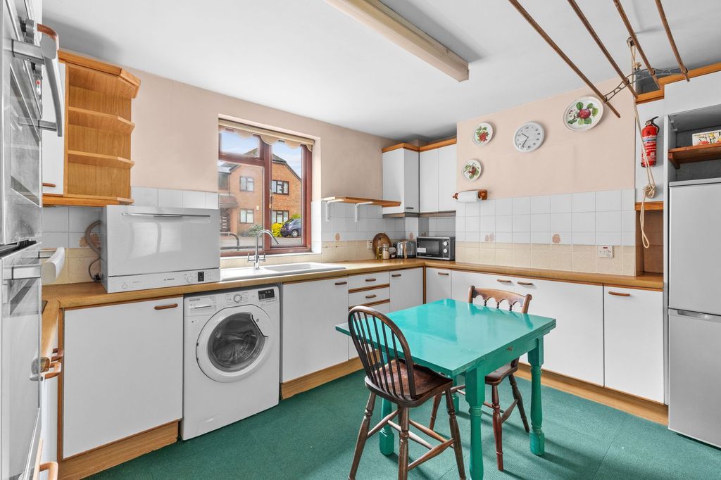 Property photo 2 of 9 Kitchen - Breakfast Room