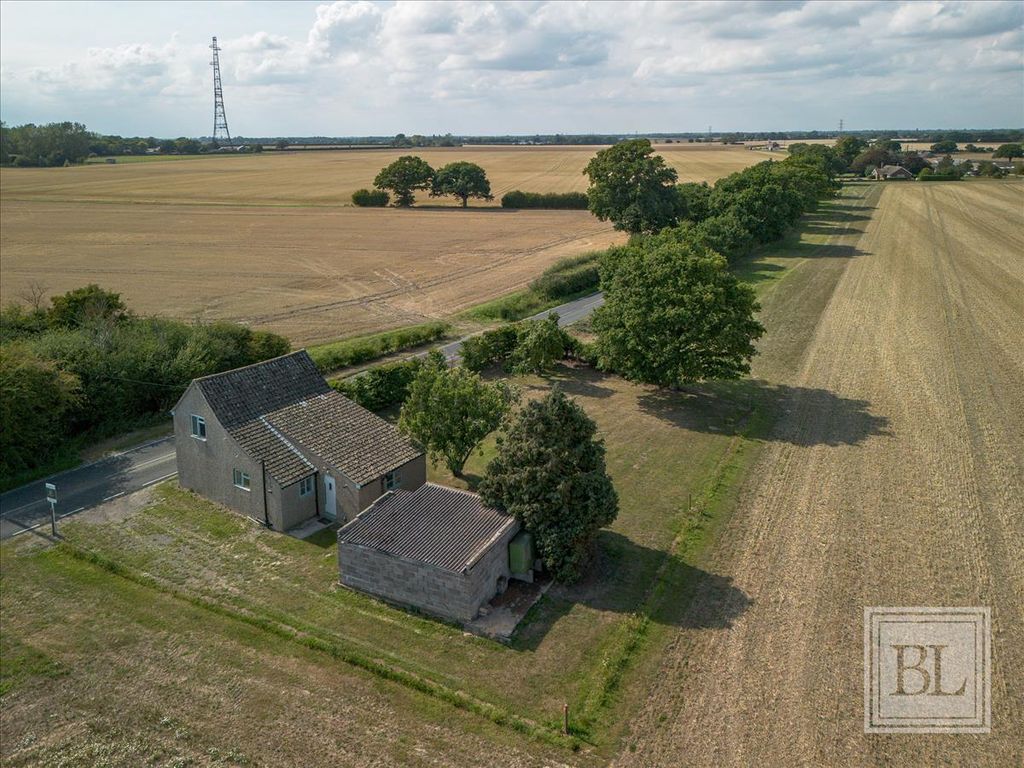 Property photo 2 of 20