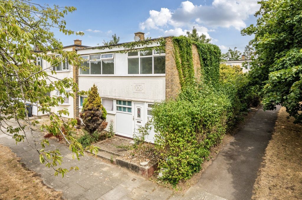 Property photo 1 of 17 Picture No. 01