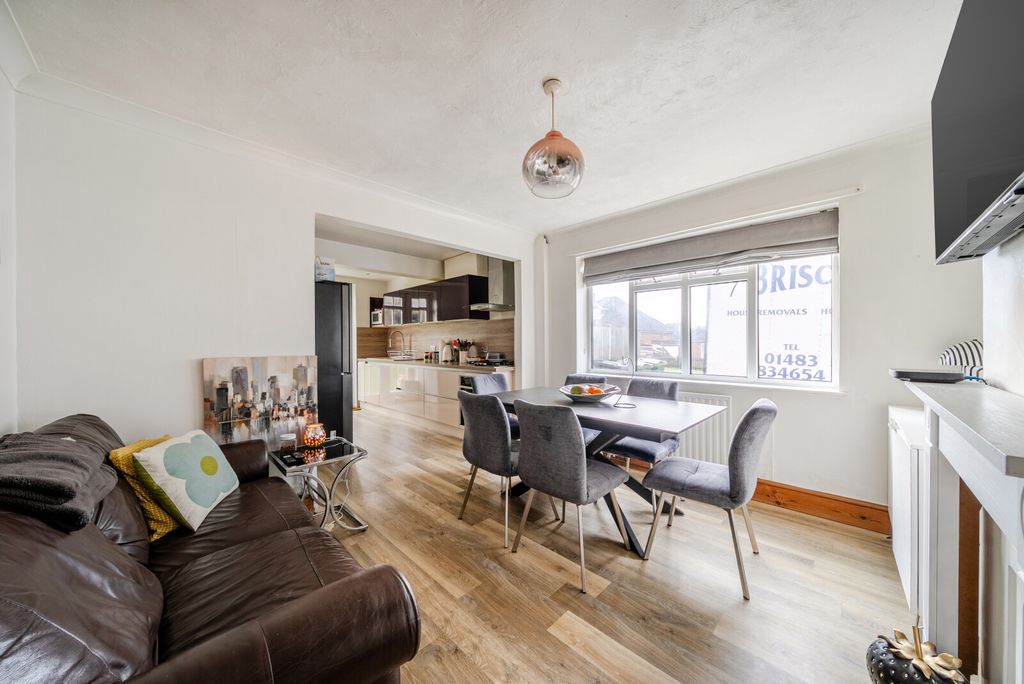 Property photo 3 of 14 1423277-4-69B02Bb...