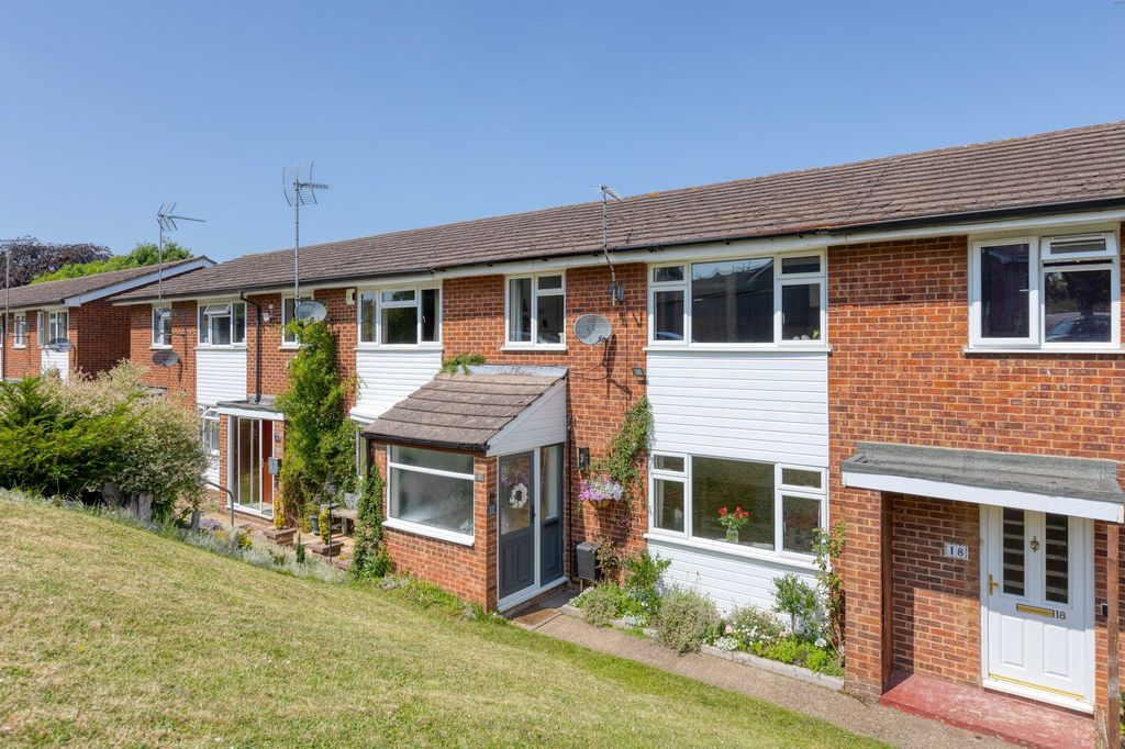 Property photo 1 of 17