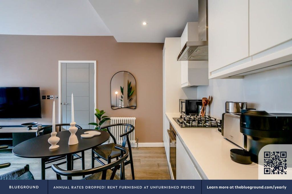 Property photo 3 of 15 Fully Equipped Kitchen