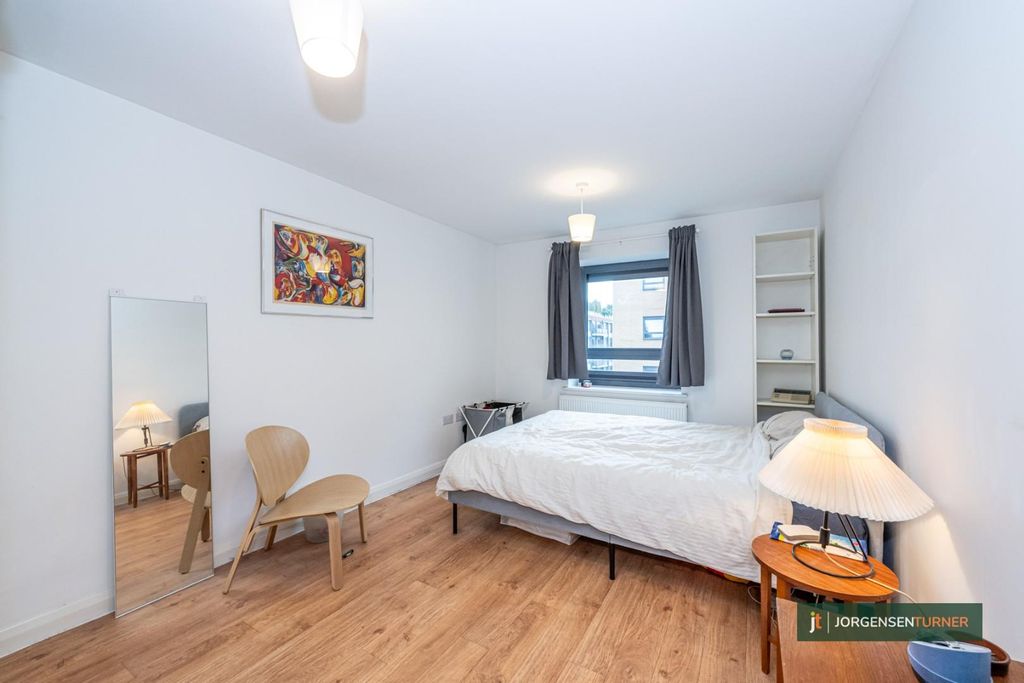 Property photo 2 of 10 Bedroom One .Jpg