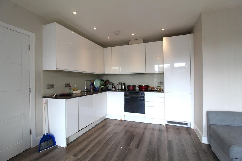 Property photo 1 of 12 Kitchen
