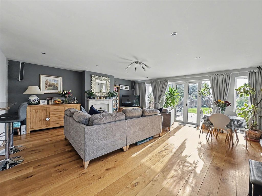 Property photo 2 of 24 Img_4703.Jpg