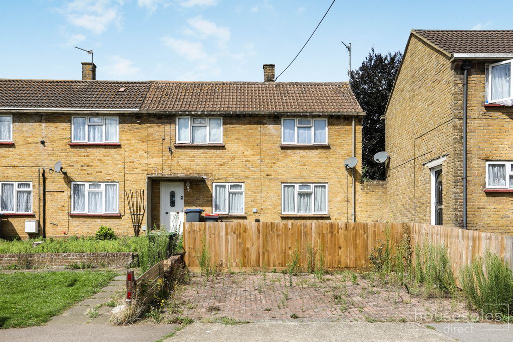Property photo 1 of 12