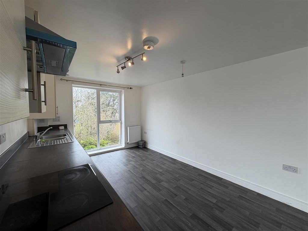 Property photo 3 of 17 Img_0051.Jpg