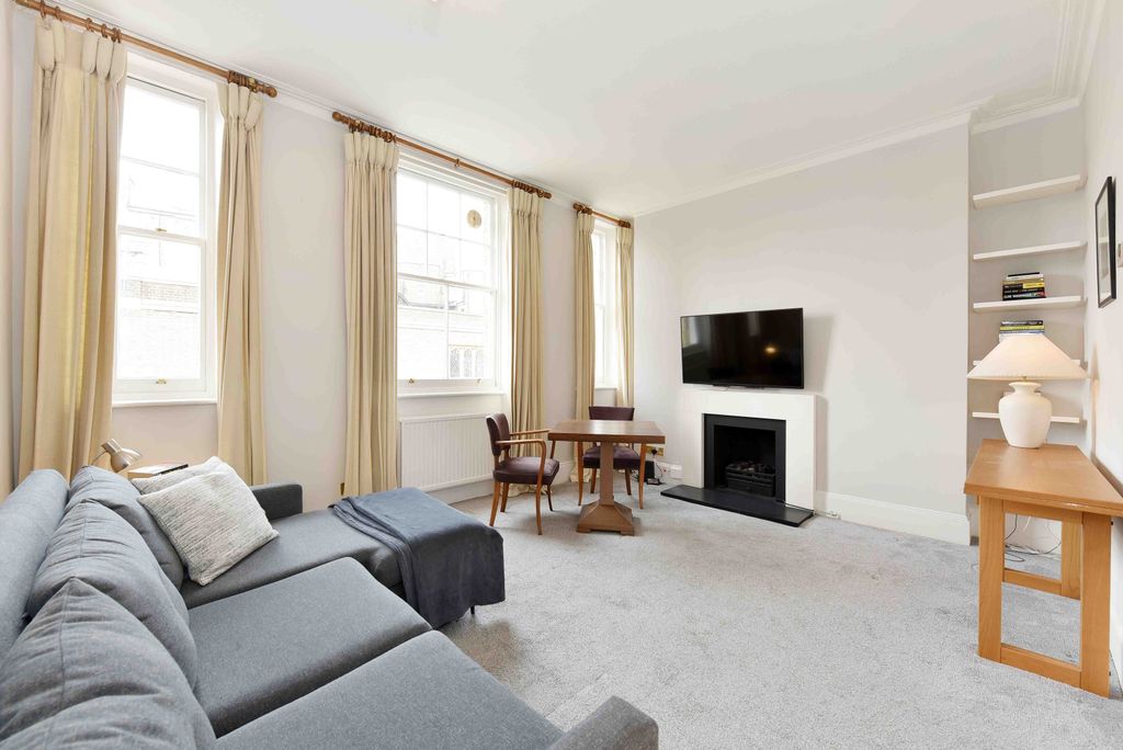 Property photo 2 of 11