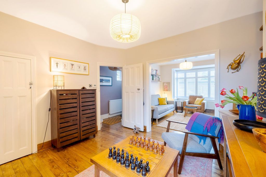 Property photo 3 of 21