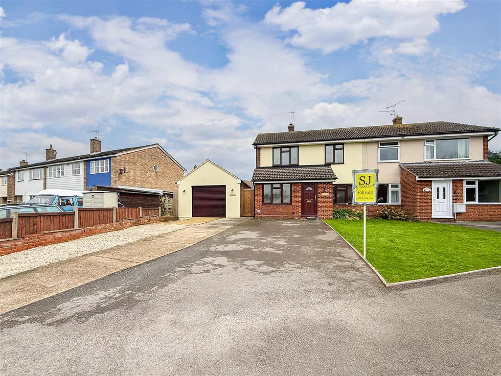 Property photo 1 of 19 Front