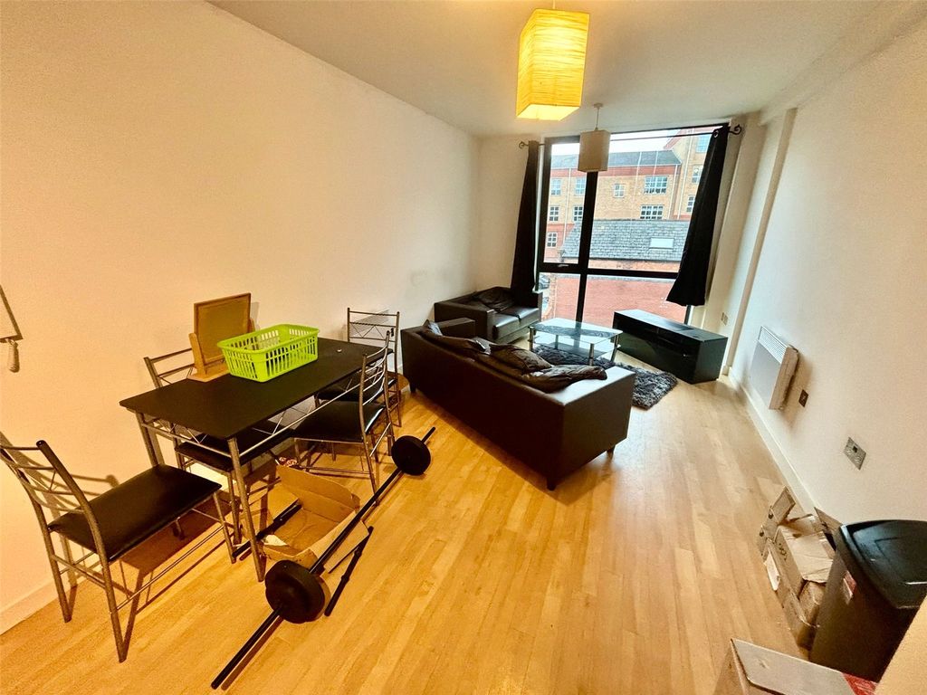 Property photo 1 of 6 Picture No. 05