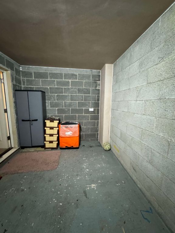 Property photo 2 of 20 Gallery