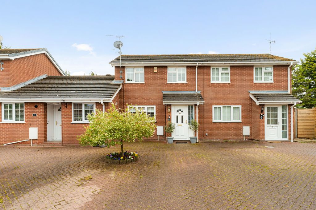 Property photo 1 of 15