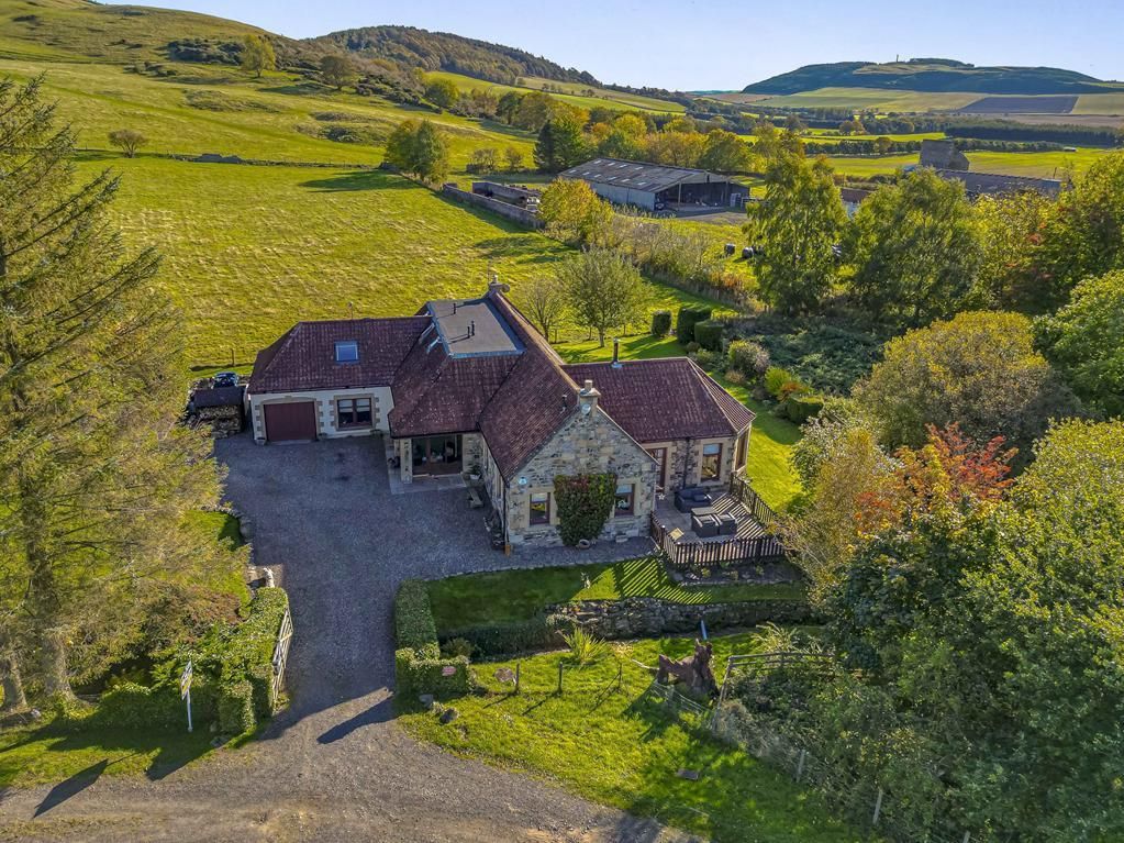 Property photo 1 of 40 Cup1423Pem External.Jpg