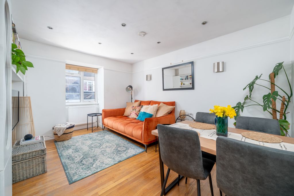 Property photo 3 of 15