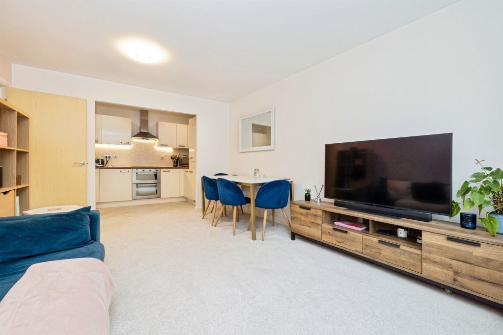 Property photo 3 of 15