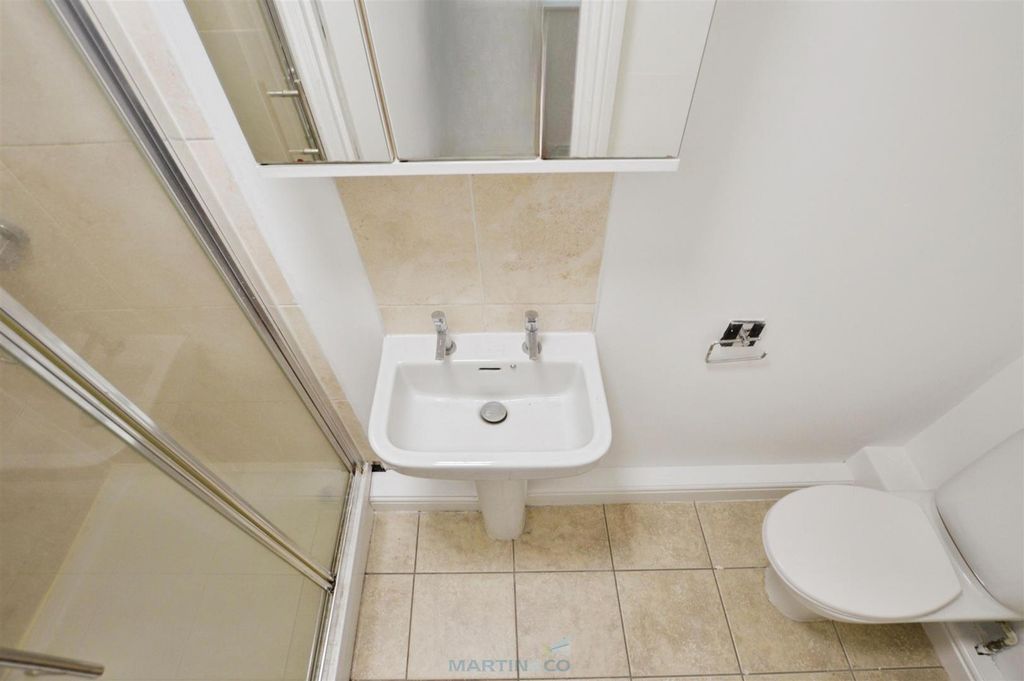 Property photo 3 of 22