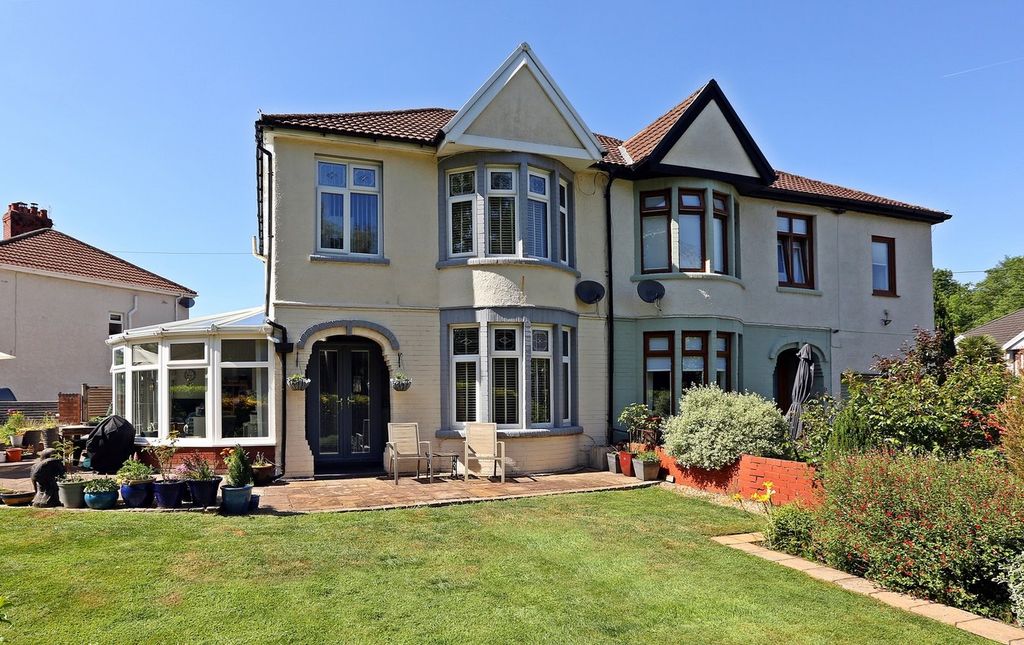Property photo 1 of 37