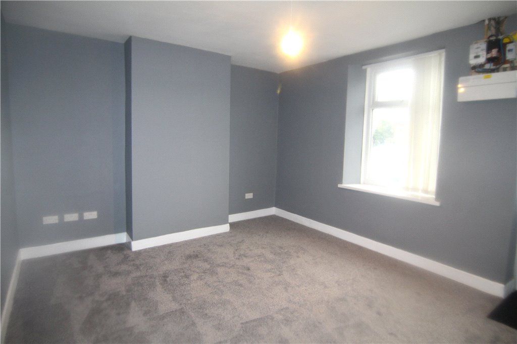 Property photo 3 of 6 Picture No. 04