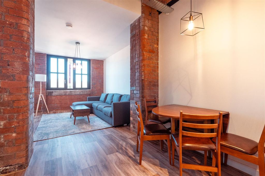 Property photo 2 of 15 P1611639-2.Jpg