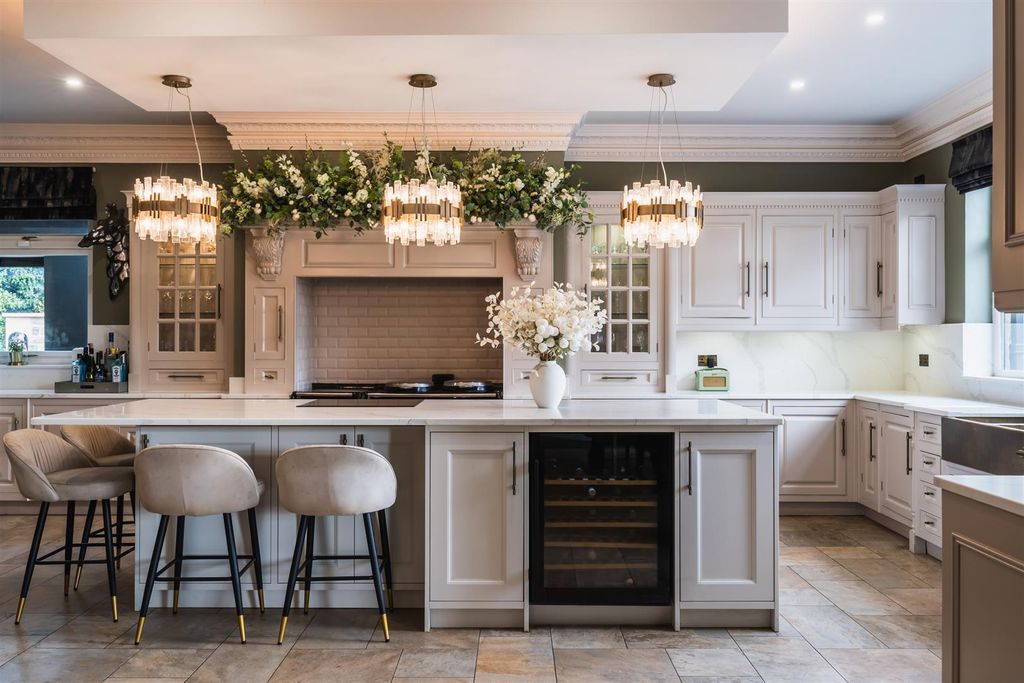 Property photo 3 of 55 Kitchen