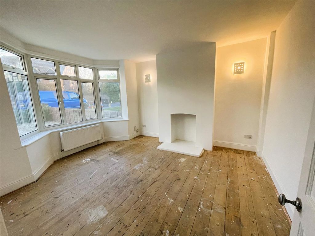 Property photo 3 of 10 Image00016.Jpeg