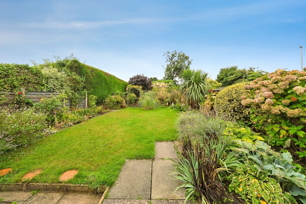 Property photo 2 of 14