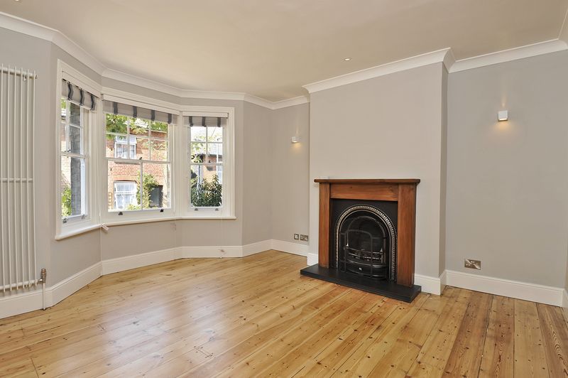 Property photo 2 of 17 Photo 9