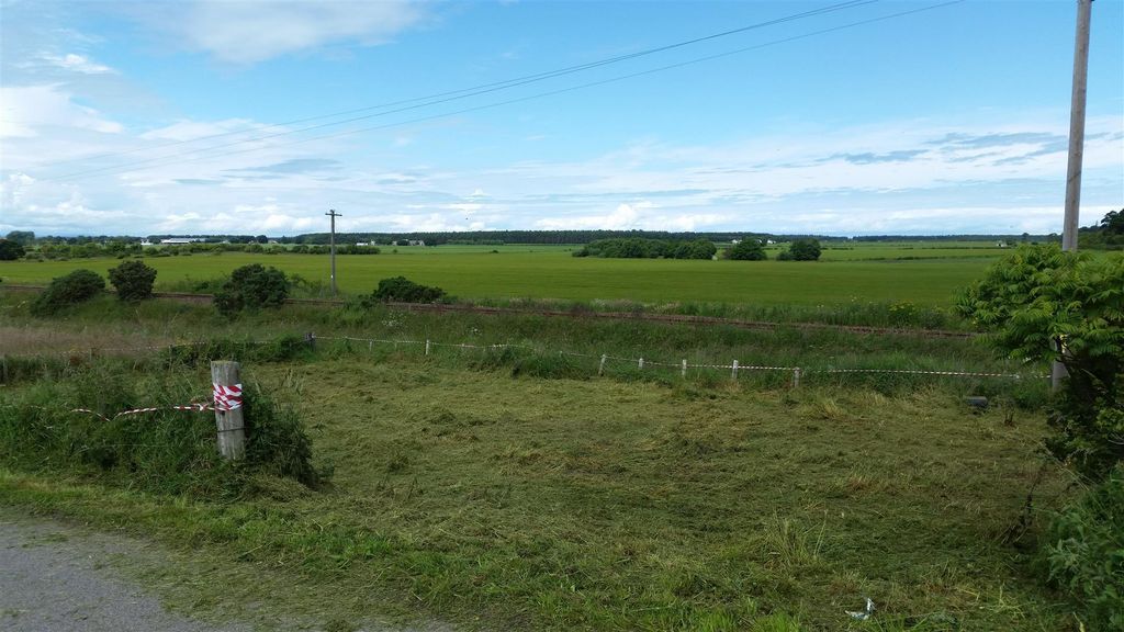 Property photo 1 of 5 Building Plot