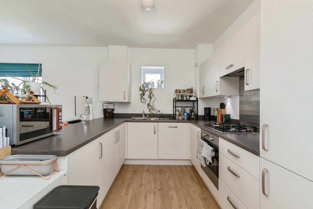 Property photo 2 of 13 Kitchen