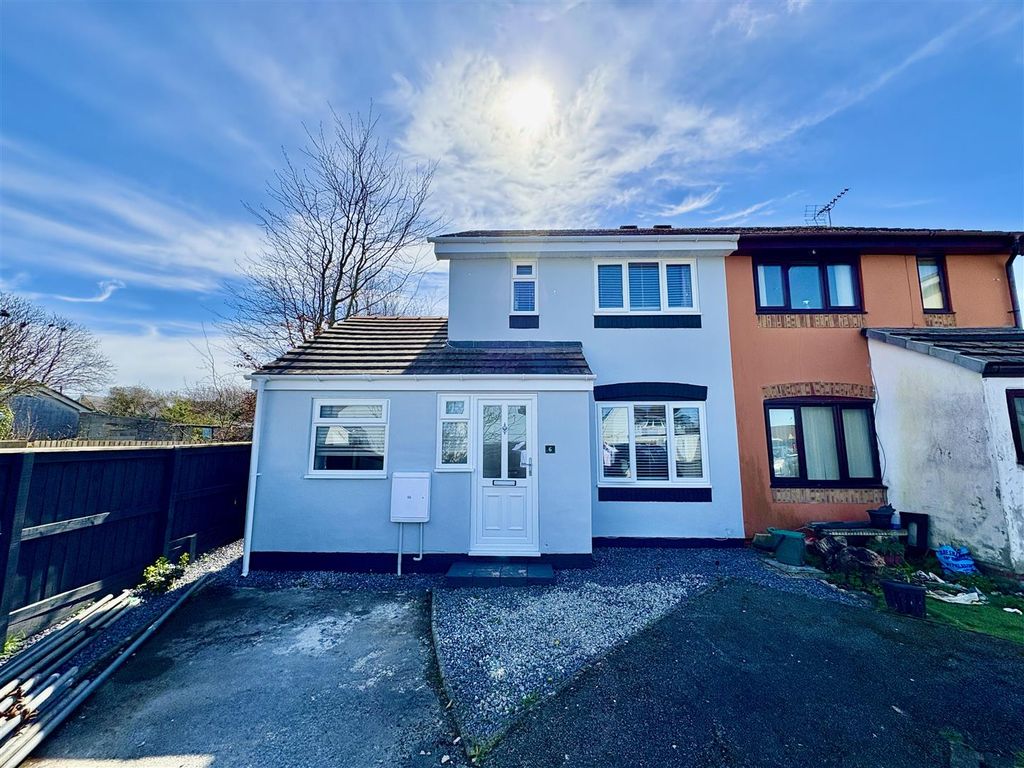 Property photo 1 of 20 D0E8F31B-Af28-416D-9Ae1-Eccadfab66C4_1_201_A.Jpeg