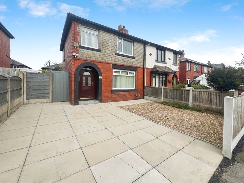 Property photo 1 of 18 External