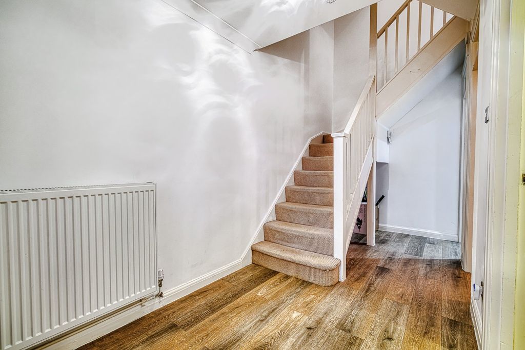 Property photo 3 of 32 Picture No. 07