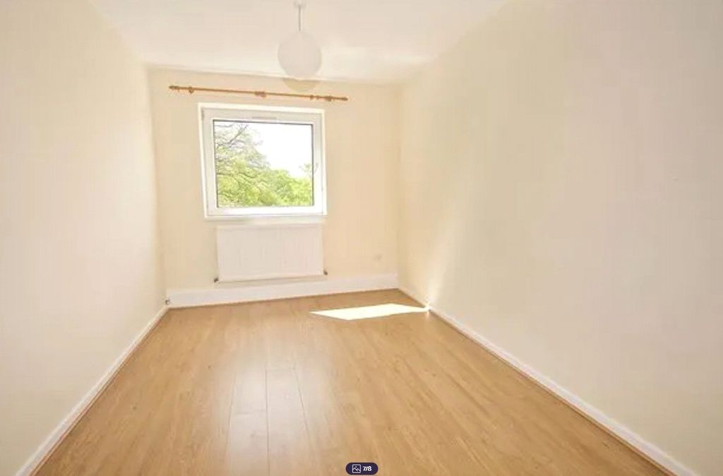 Property photo 3 of 6 Picture No. 07