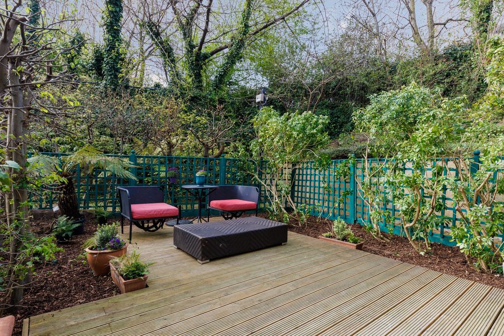 Property photo 2 of 14 Photo 2